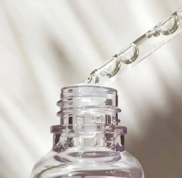 Сироватка для освітлення з арбутином та ніацинамідом Cos de Baha Arbutin 5%+Niacinamide 5% Serum, 30мл