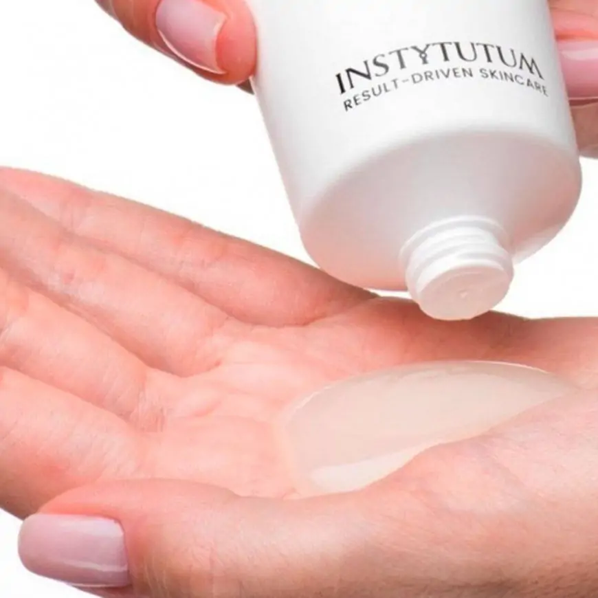 Очищувальний засіб 2 в 1 для глибокого очищення та зволоження Instytutum Transforming Melting Cleanser