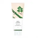 Успокаивающая пенка с полынью Round Lab Mugwort Calming Cleanser, 150 мл