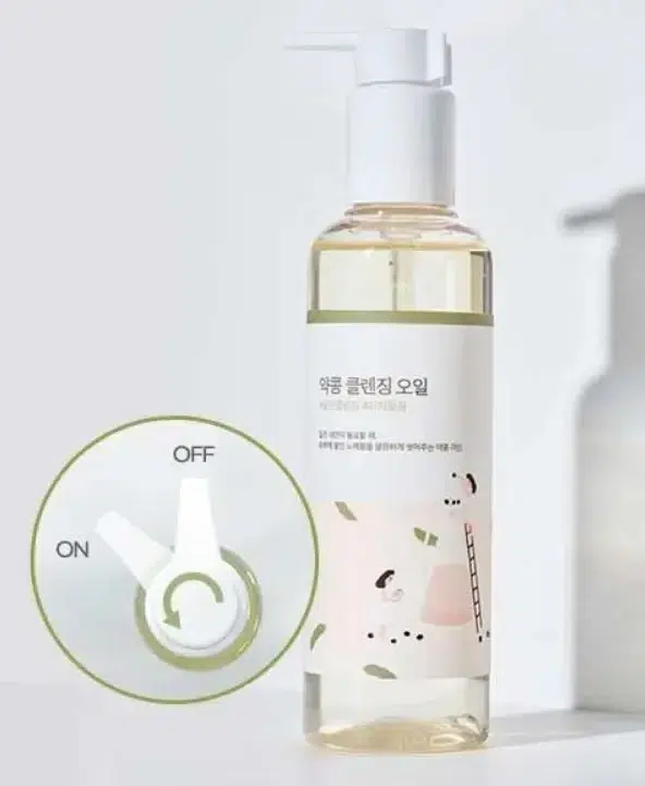 Гідрофільна олія з екстрактом чорних соєвих бобів ROUND LAB Soybean Cleansing Oil, 200 мл