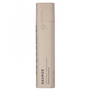 MOISTURE SENSES HYDRATING CONDITIONERЗволожуючий поживний кондиціонер, 325 мл