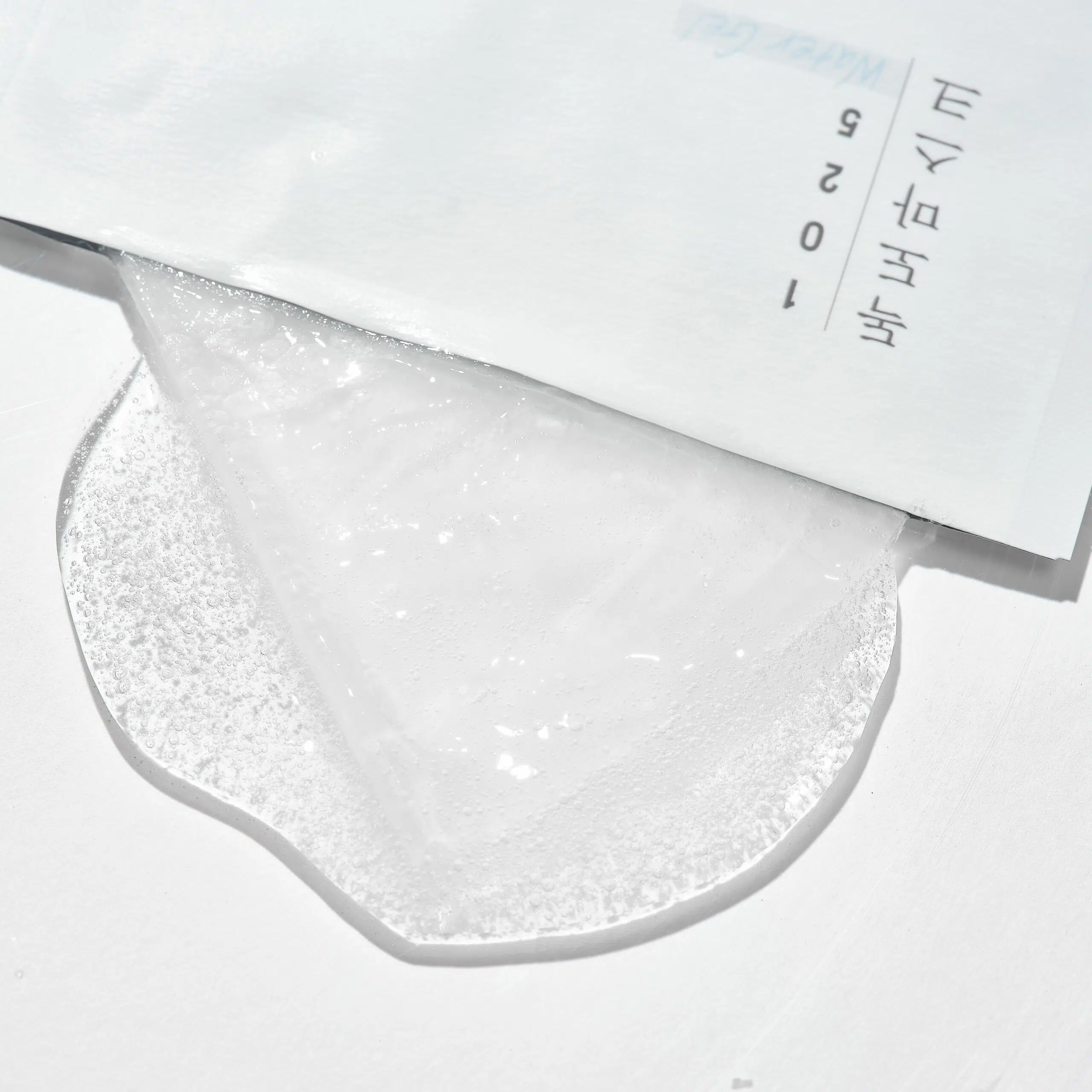 Зволожуюча гелева маска для обличчя ROUND LAB 1025 Dokdo Water Gel Mask Sheet, 30мл
