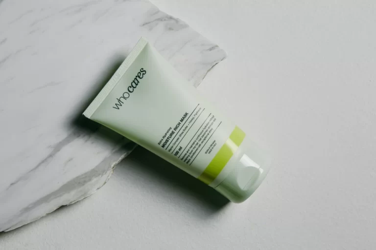 Маска зволожувальна для сухого та пошкодженого волосся Who Cares Moisture Rich Mask