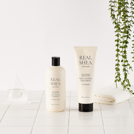 Живильна маска для волосся з маслом ши RATED GREEN Real Shea Cold Pressed Shea Butter Real Change Treatment, 240 мл