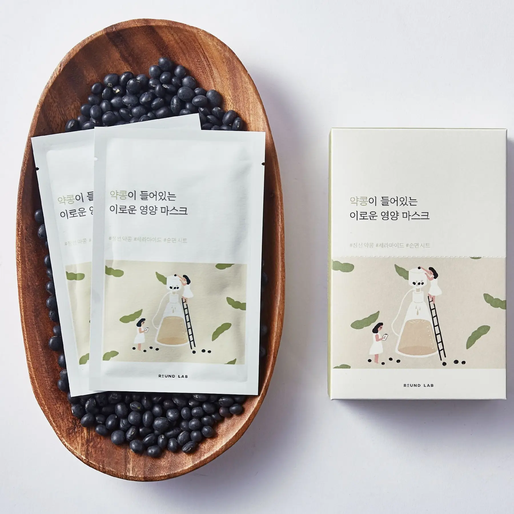 Поживна тканинна маска з екстрактом соєвих бобів ROUND LAB Soybean Nourishing Mask Sheet