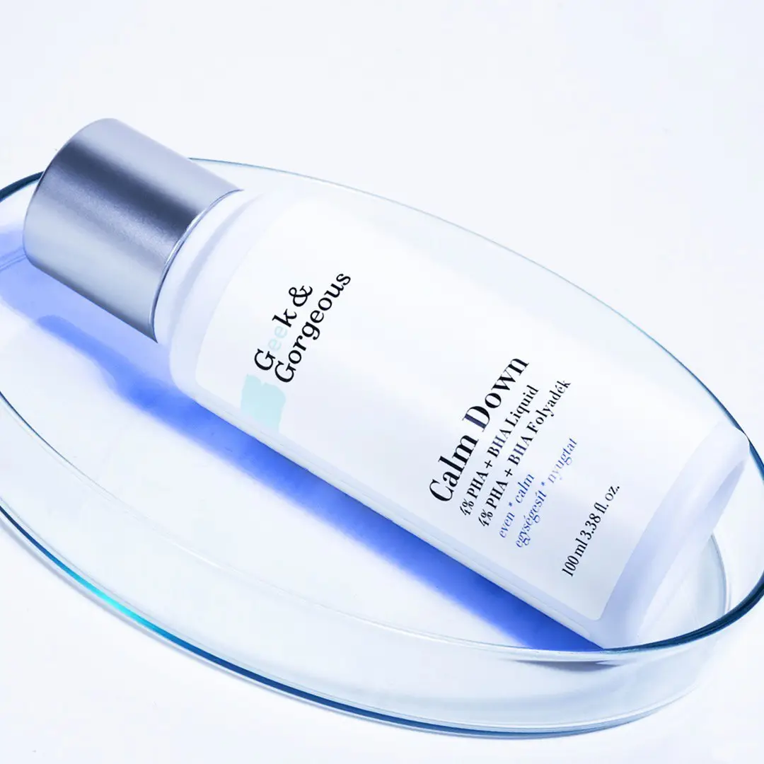Эксфолиант с PHA+BHA кислотами Geek & Gorgeous Calm Down