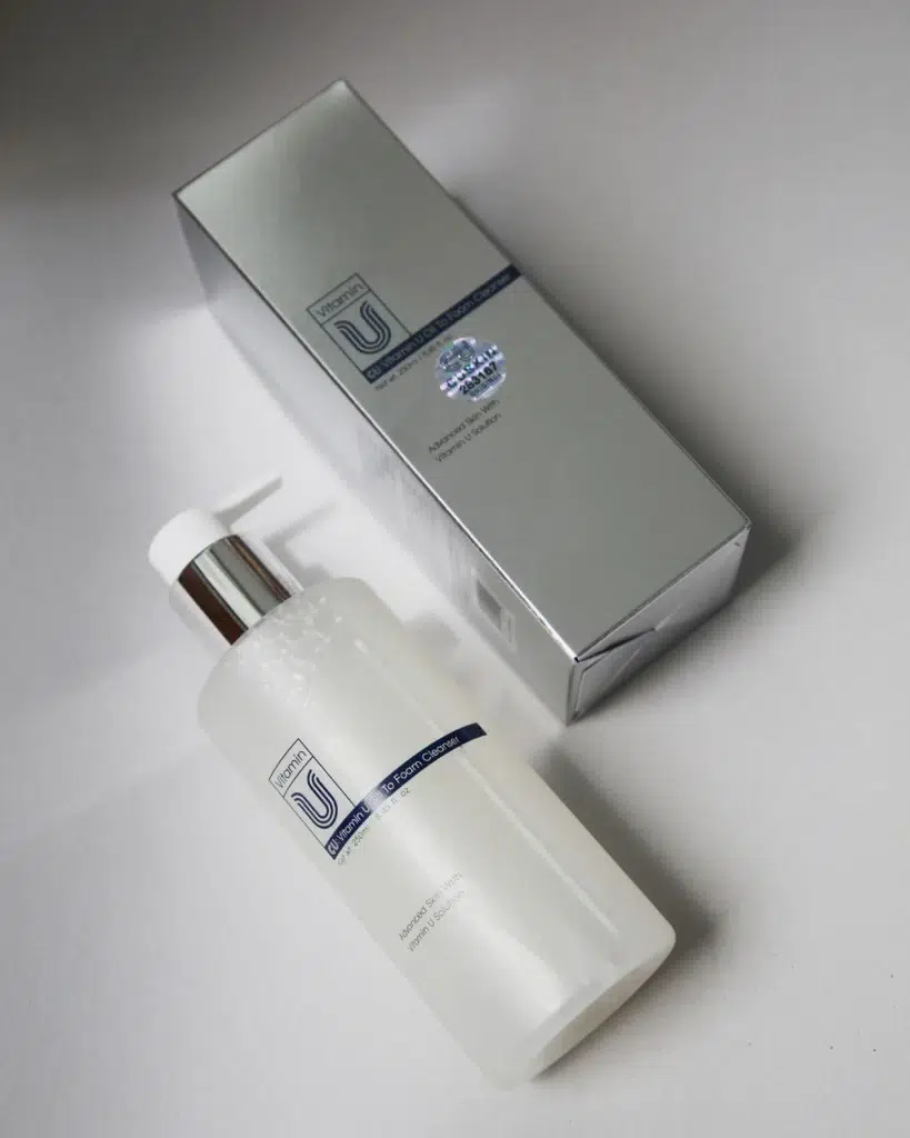 М`яка очищуюча гідрофільна олія-пінка з вітаміном U Cuskin Vitamin U Oil To Foam Cleanser, 250 мл