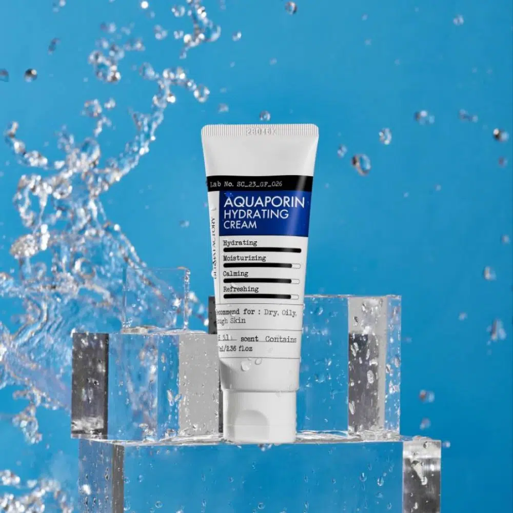 Екстра – зволожуючий та кондиціонуючий крем Derma Factory Aquaporine Hydrating Cream, 70 мл