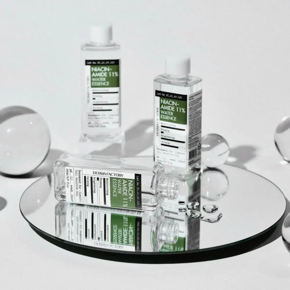 Осветляющая эссенция с 11% ниацинамидом Derma Factory Niacinamide 11% Water Essense, 150 мл
