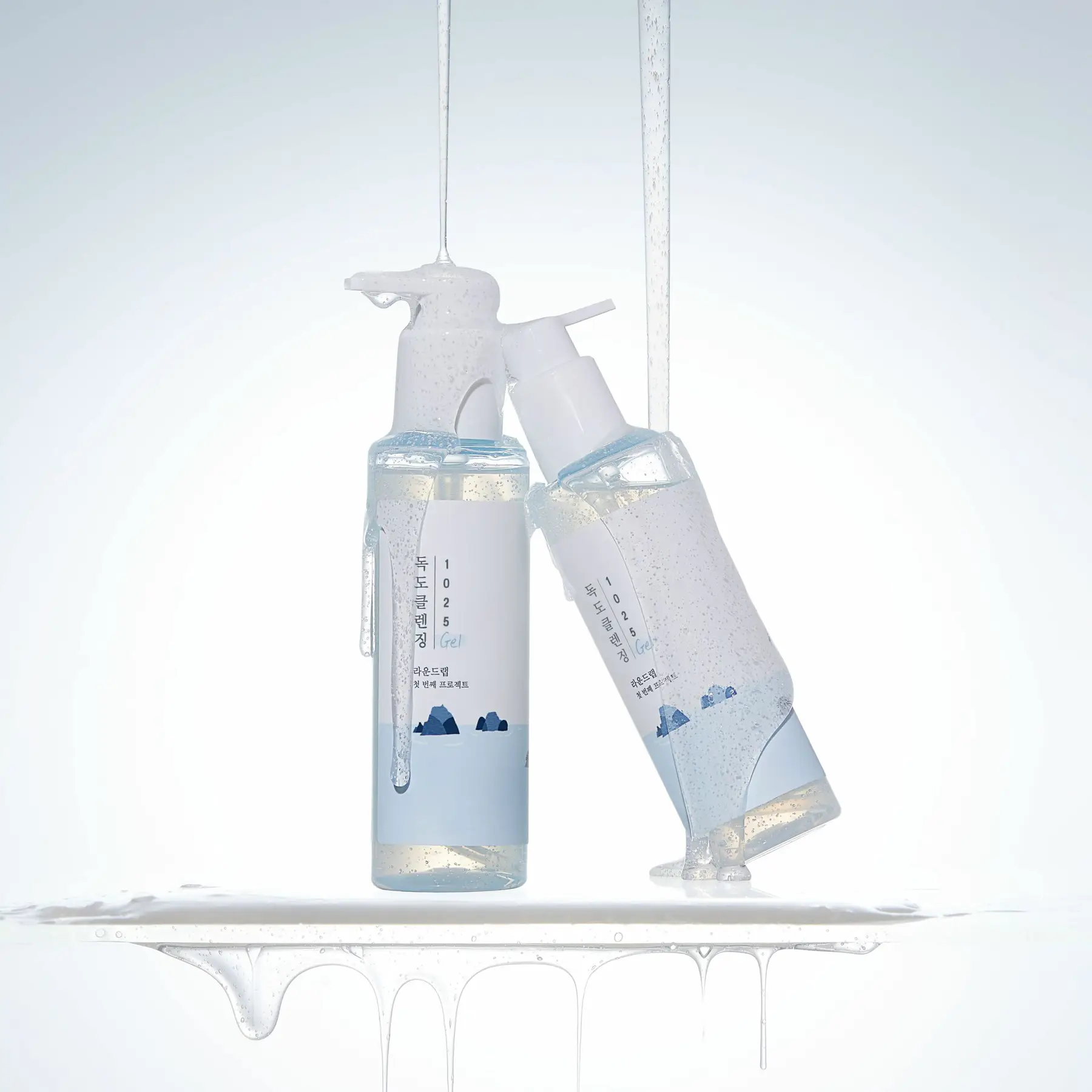 Очищающий гель с морской водой ROUND LAB 1025 Dokdo Cleansing Gel, 150 мл