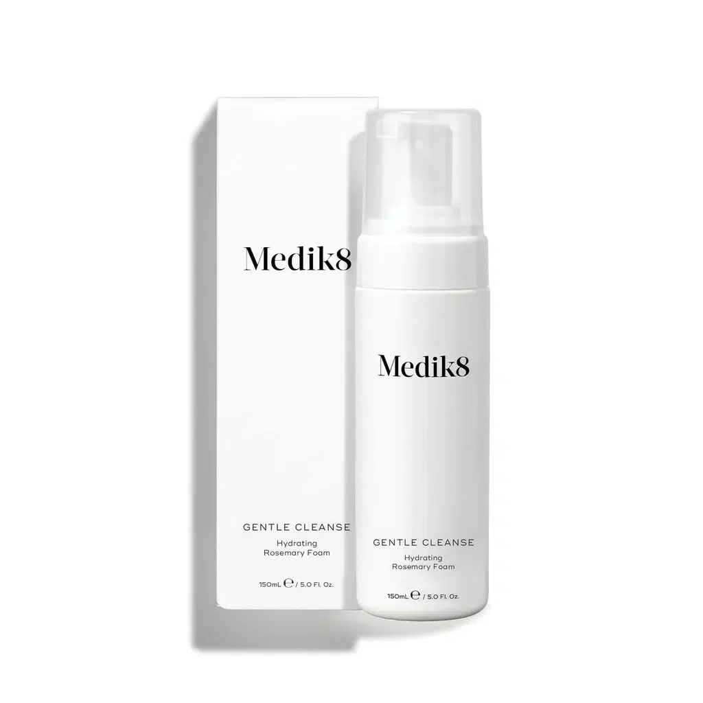 Очищающая пенка для всех типов кожи Medik8 Gentle Cleanse, 150 мл