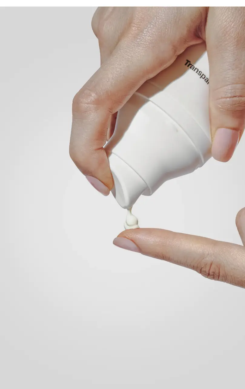 Легкий сонцезахисний крем Transparent-Lab Lightweight Sunscreen SPF 50+, 100 мл