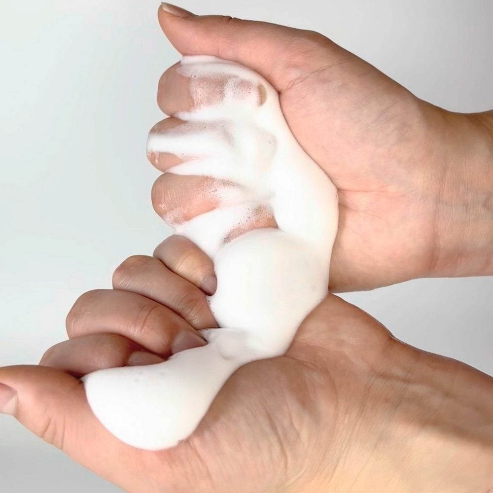 Делікатний засіб для вмивання з вітаміном К Usolab Bio Intensive Foaming K Cleanser, 120 мл