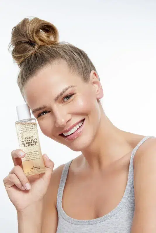 Зволожувальна есенція з кислотами Melume Daily Hydra Lock Resurfacing Essence