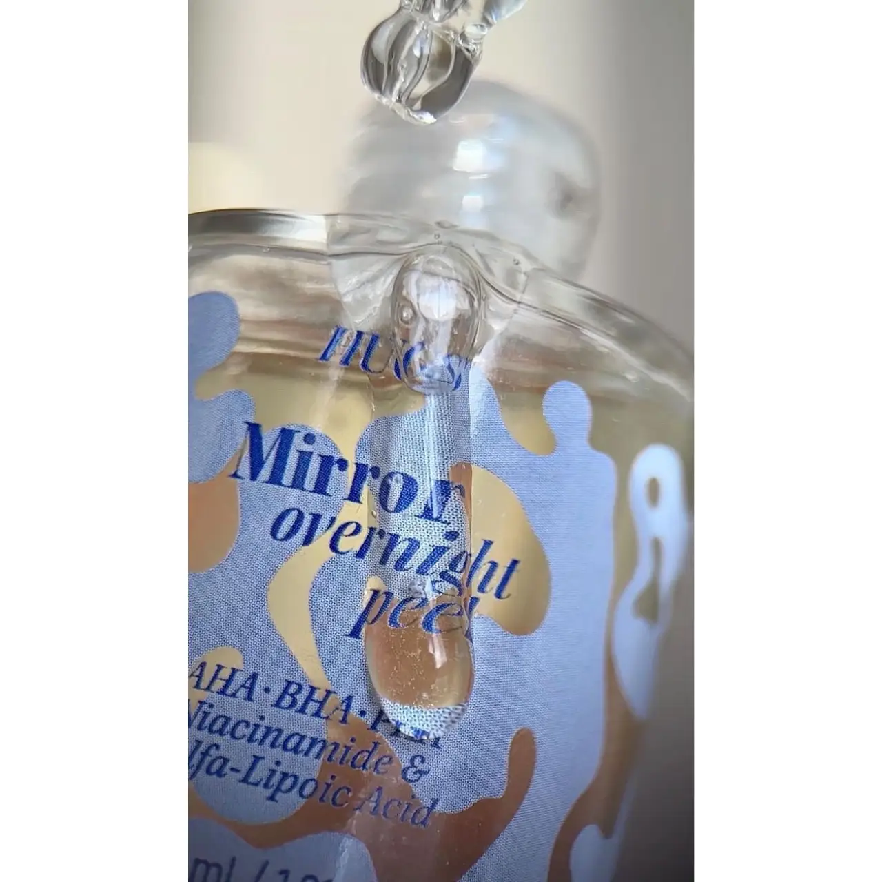 Нічна мультикислотна пілінг-сироватка Hugs Mirror overnight peel, 30 мл