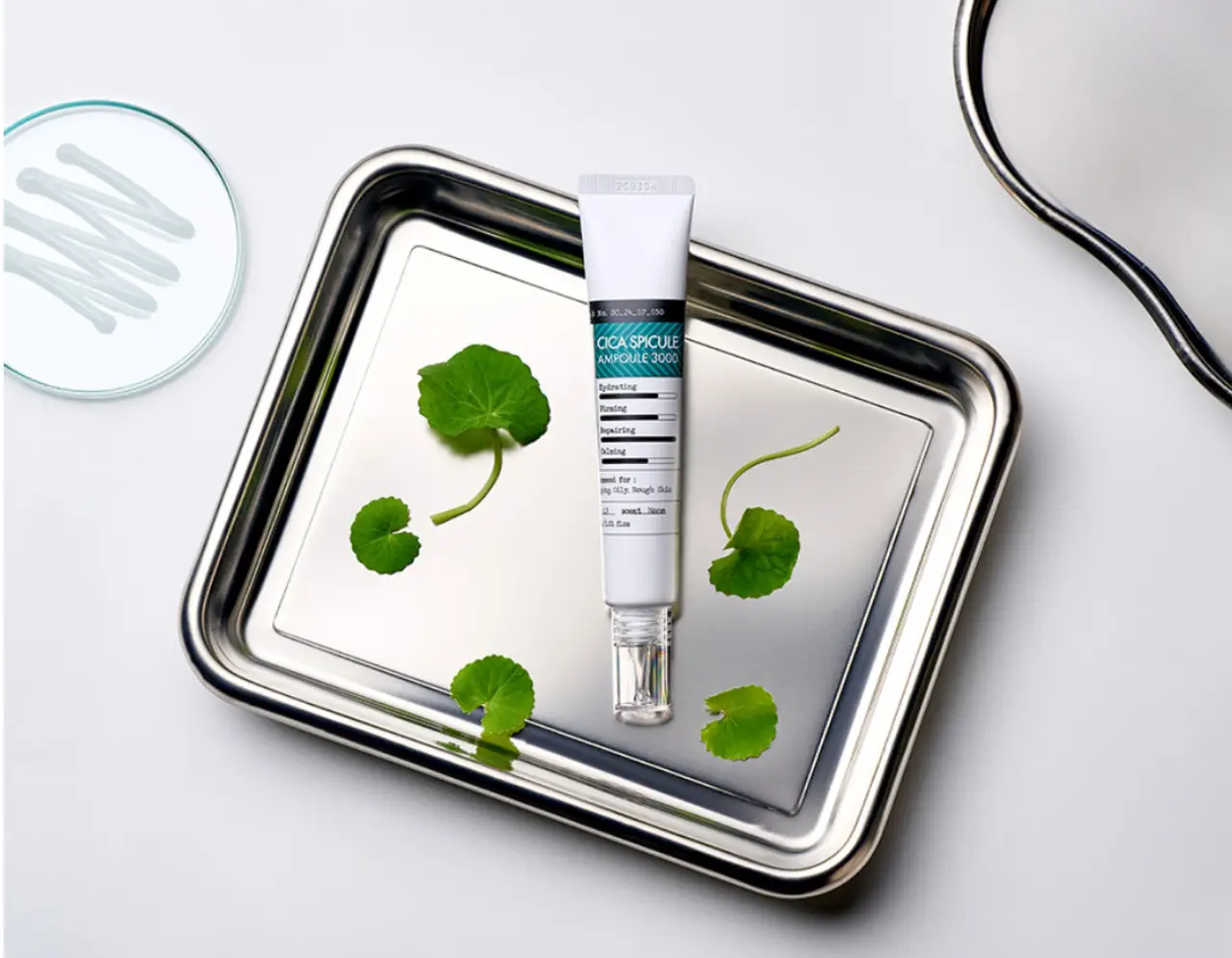 Відновлювальна ампула зі спікулами та центеллою азіатською Derma Factory Cica Spicule Ampoule 3000, 30 мл