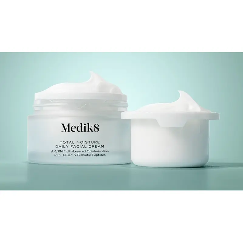 Змінний флакон щоденного зволожуючого крему для обличчя Medik8 Total Moisture Daily Facial Cream Refil, 50 мл