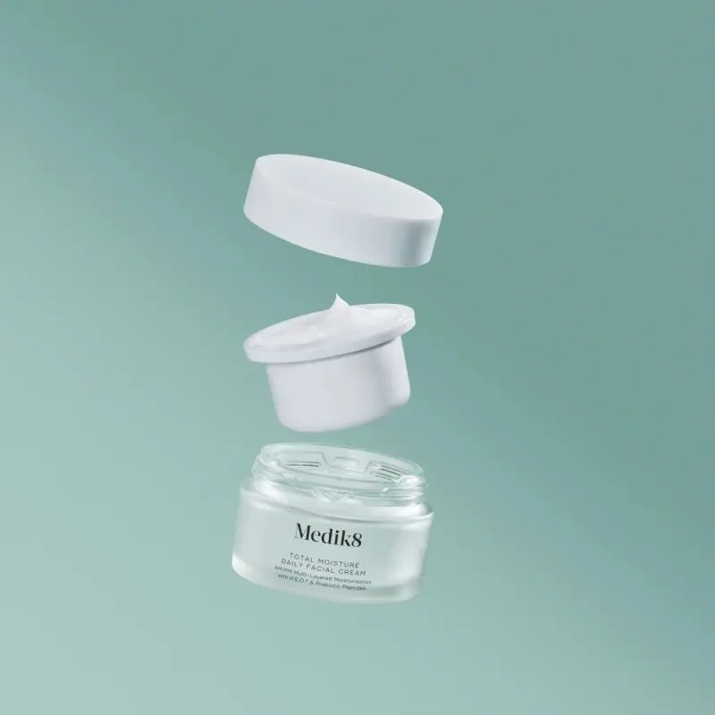 Змінний флакон щоденного зволожуючого крему для обличчя Medik8 Total Moisture Daily Facial Cream Refil, 50 мл