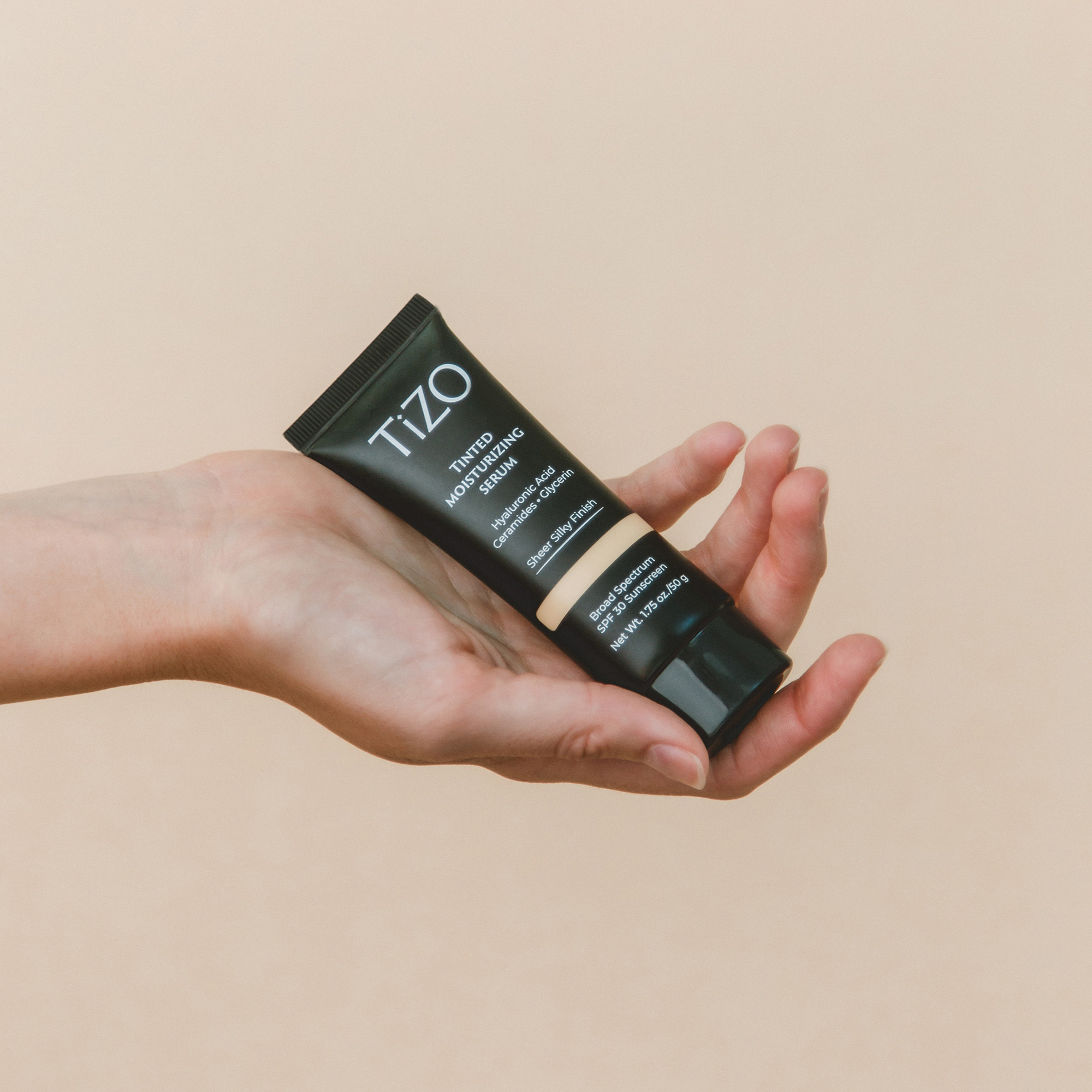 Тонуюча сироватка TiZO Tinted Moisturizing Serum, 50 г