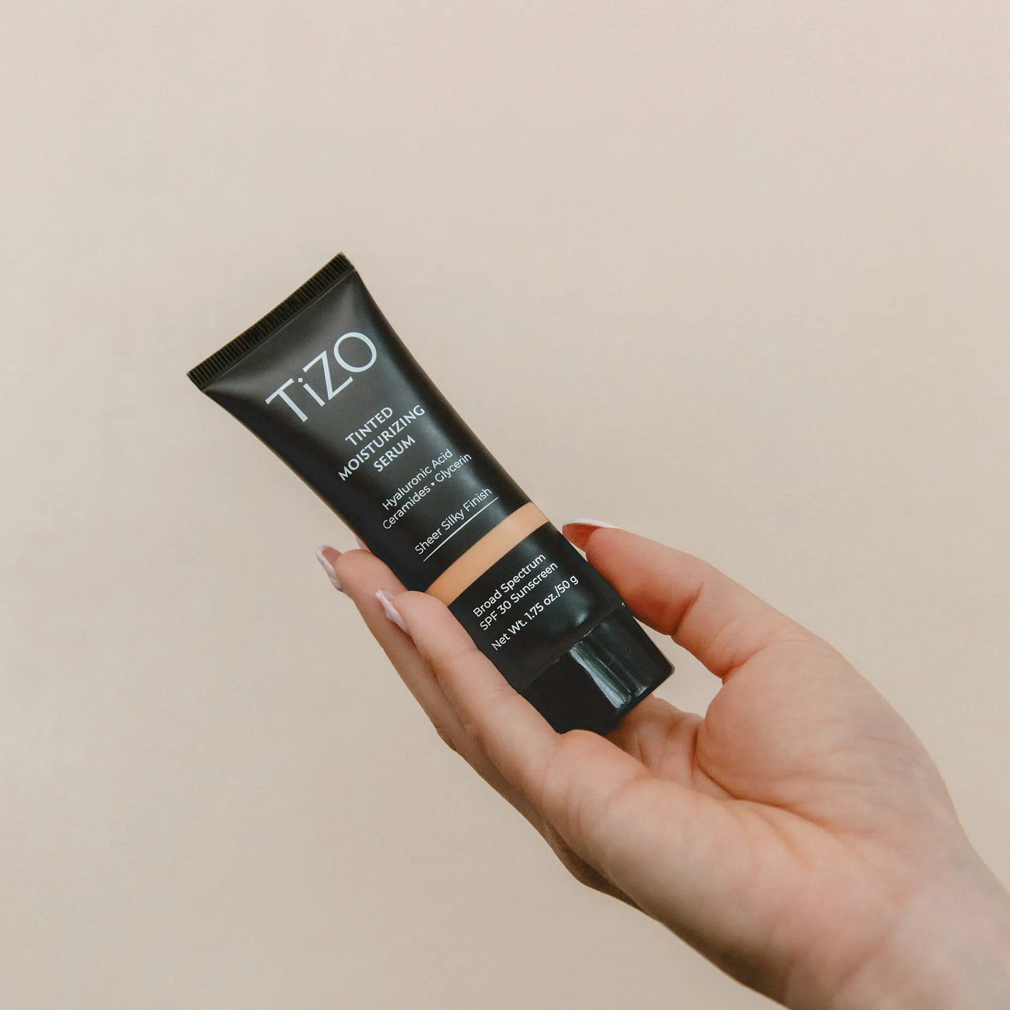 Тонирующая сыворотка TiZO Tinted Moisturizing Serum, 50 г