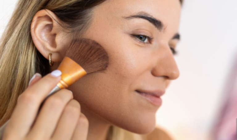 Легкий макіяж для початківців: покрокова інструкція, базові засоби та поради